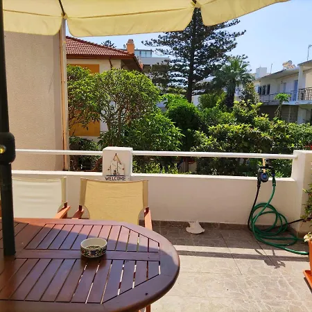 Italian Flair With A View Appartement