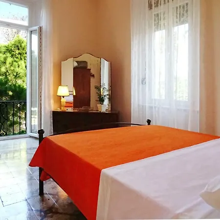 Appartement Italian Flair With A View