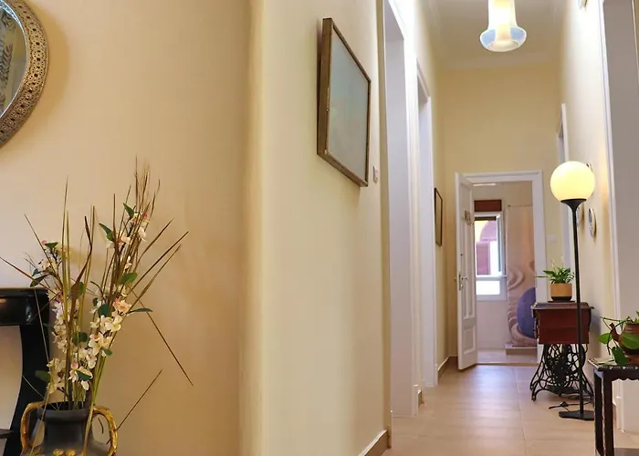 Italian Flair With A View Apartamento Rhodes City