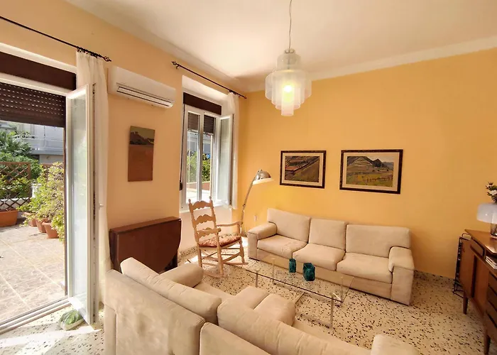 Apartamento Italian Flair With A View Rhodes City