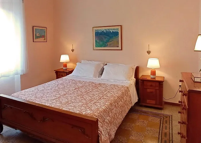 Lägenhet Italian Flair With A View *