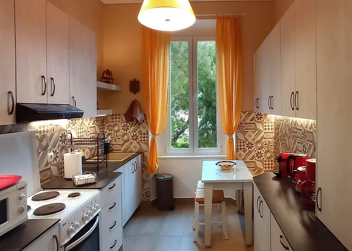 Italian Flair With A View *