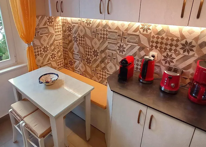 Lägenhet Italian Flair With A View